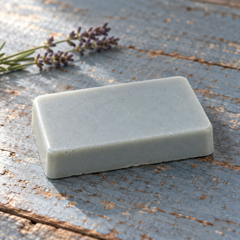 lavendelang tval med lavendel och tea tree 2 Lavendeläng – tvål med lavendel och tea tree